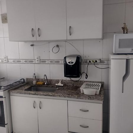 Apartamento Vento E Mar - 2 Quartos Com Sacada Na Quadra Da Praia Do Gonzaga Santos  Bagian luar foto