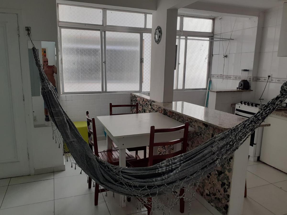 Apartamento Vento E Mar - 2 Quartos Com Sacada Na Quadra Da Praia Do Gonzaga Santos  Bagian luar foto